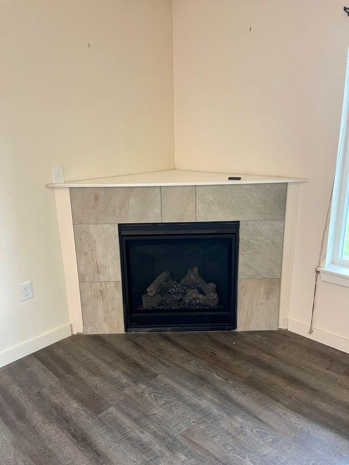 410 Flower St - Photo 5 of 21