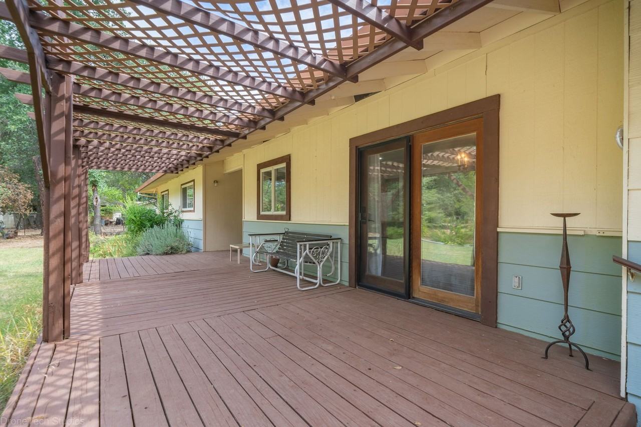 10587 Quail Hollow Dr - Photo 5 of 45