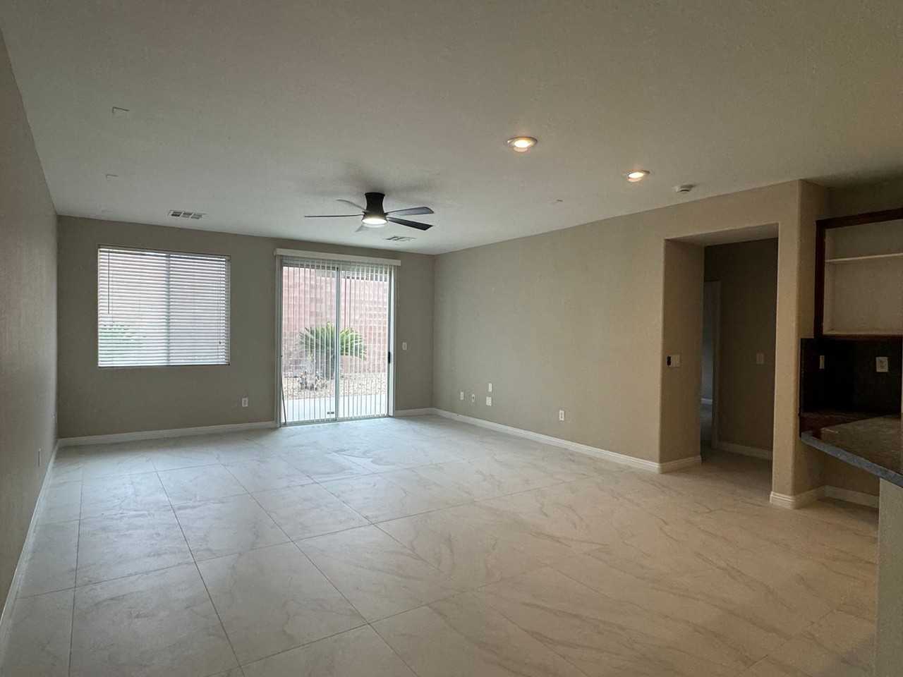 2420 Mountain Rail Dr - Photo 3 of 7