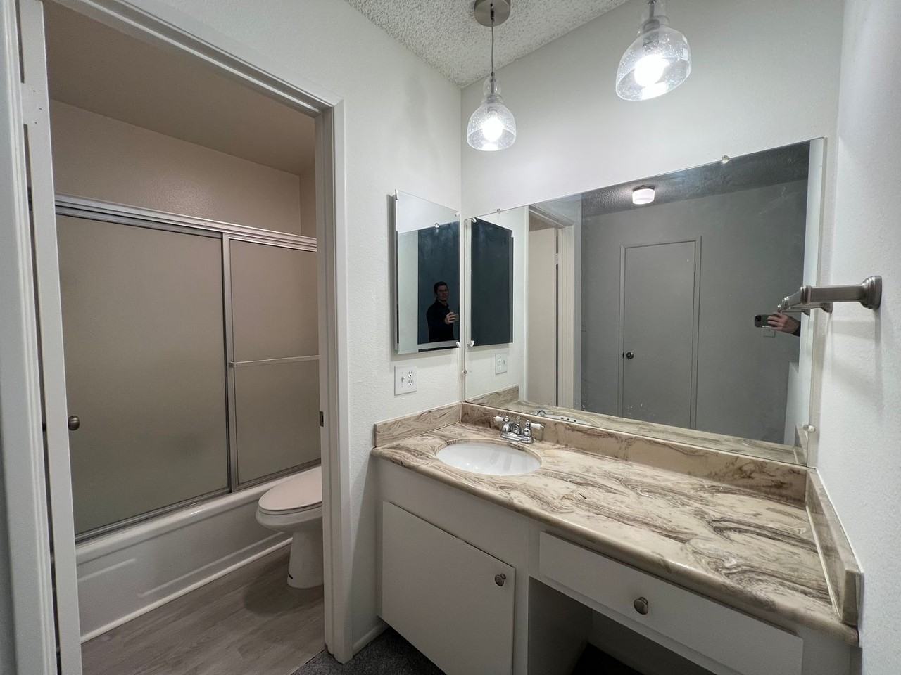 22330 Victory Blvd #205 - Photo 7 of 13