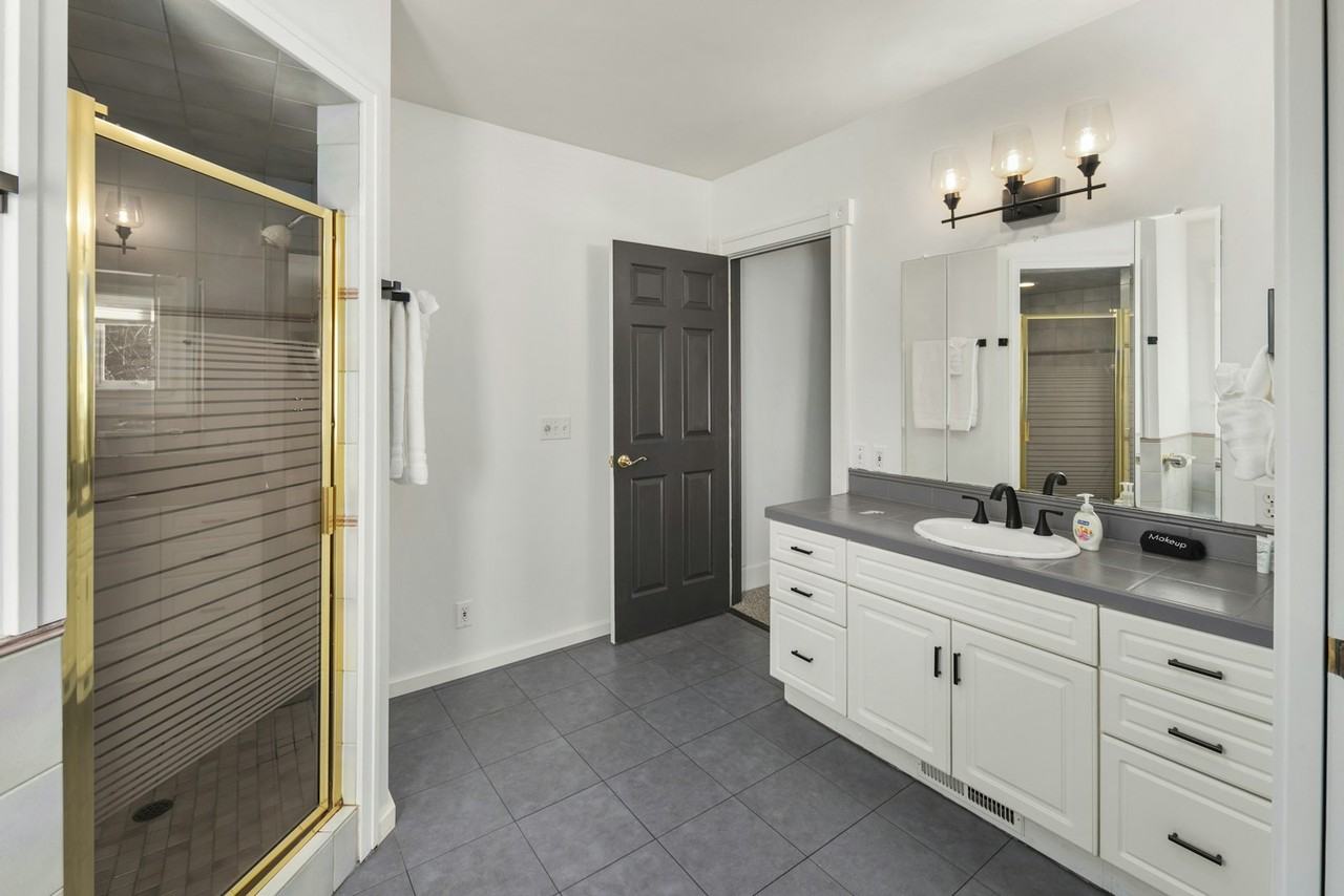 20 East Dalby Road, Unit 1 - Photo 7 of 10