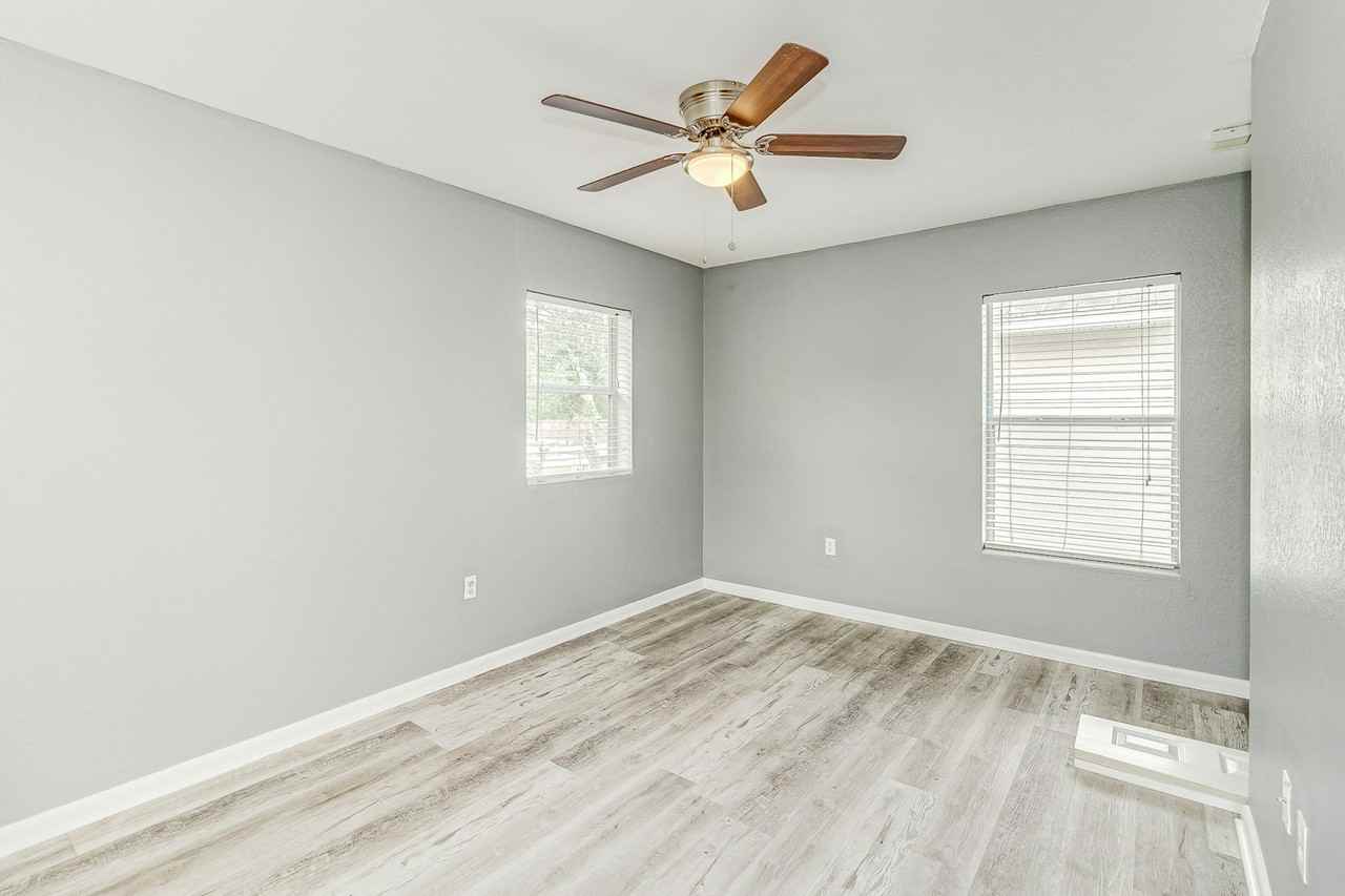 2912 East Columbus Drive, Unit 2 - Photo 7 of 11