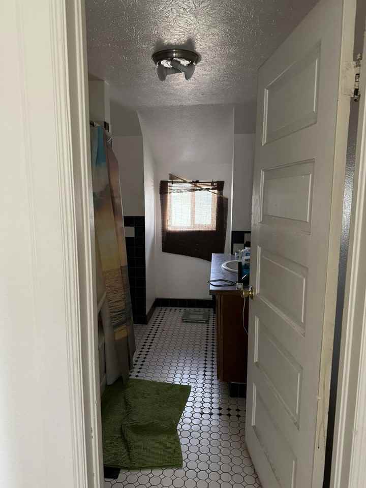 1412 North Lindeke Street, Unit 6 - Photo 4 of 8