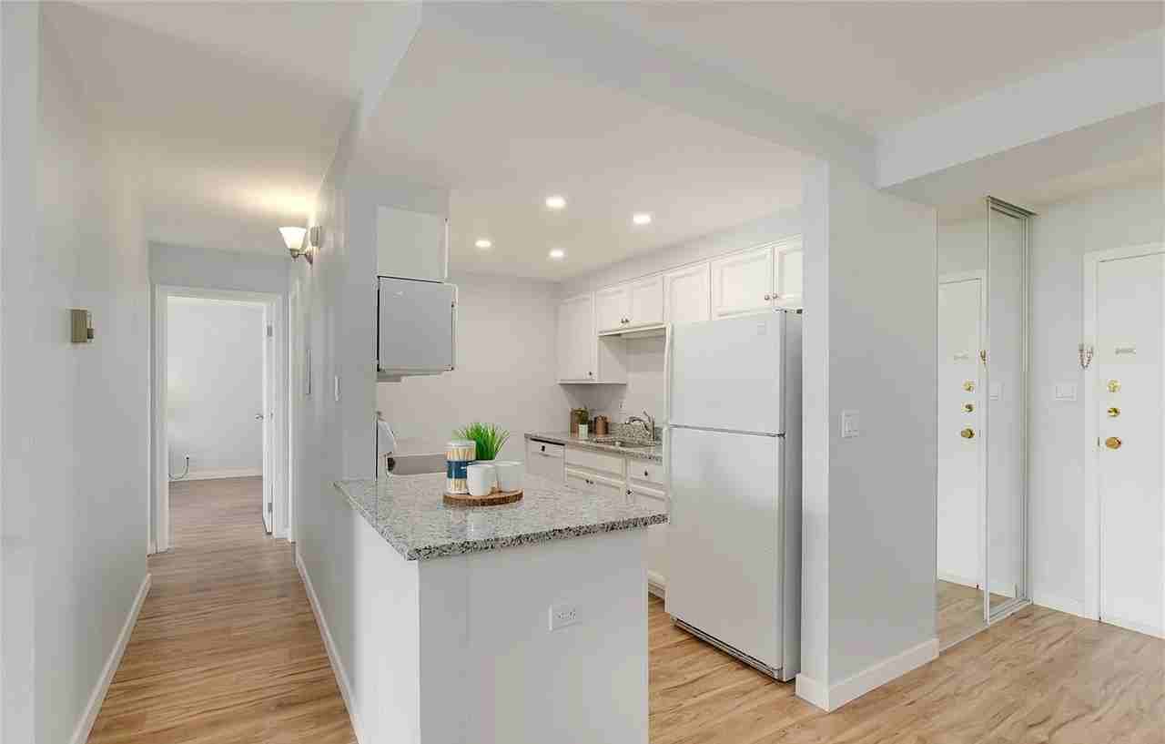 1313 North Williams Street #506 - Photo 7 of 39