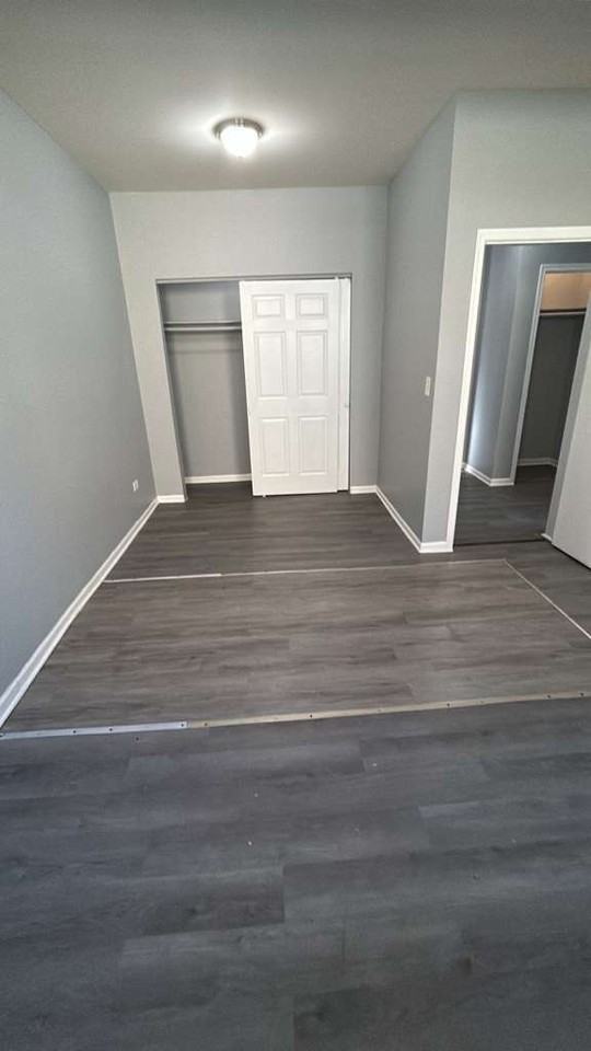 909 East 40th Street - Photo 5 of 14