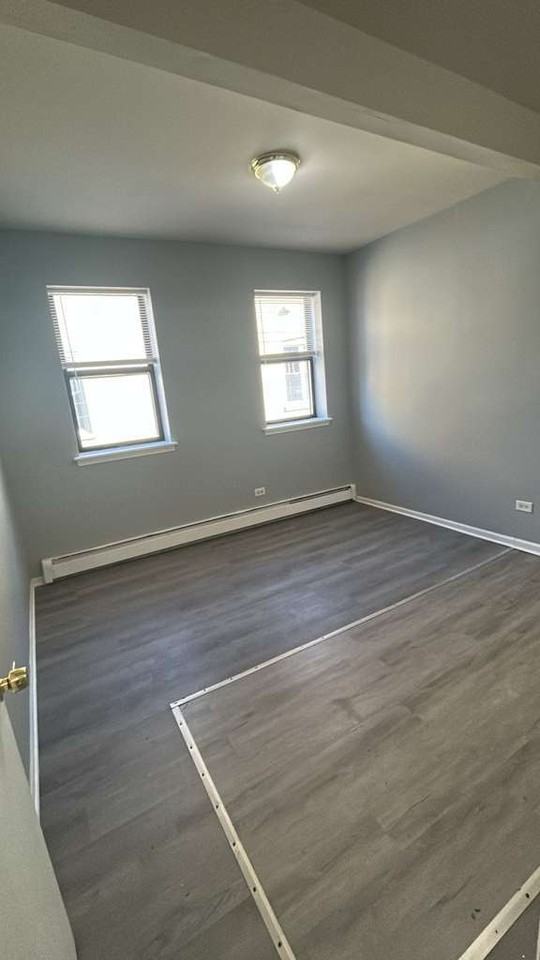 909 East 40th Street - Photo 6 of 14