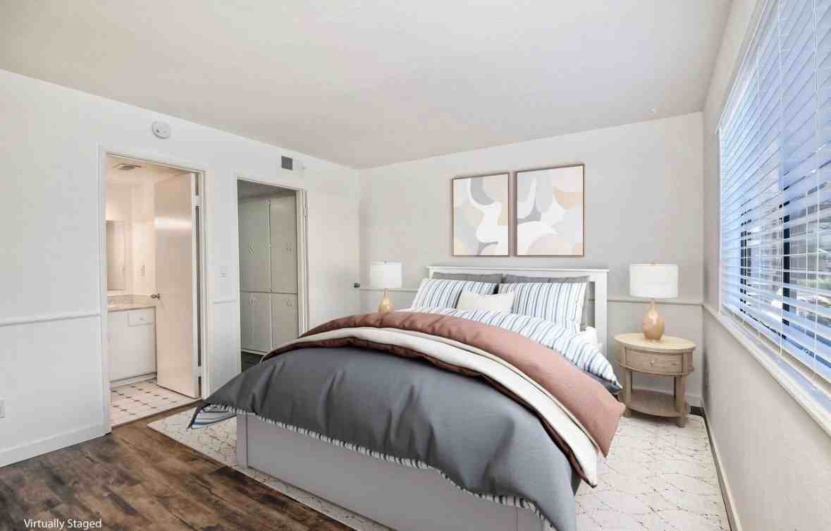 625 S Fig St #1 - Photo 5 of 18