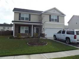 featured image of 12 Concordia Dr #12