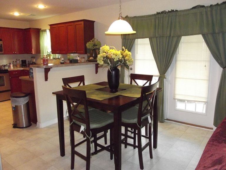 12 Concordia Dr #12 - Photo 5 of 8