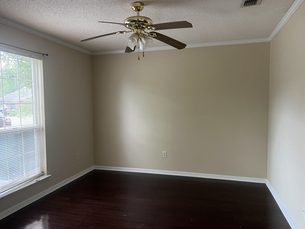 103 Bridgemont Way #103 - Photo 4 of 9