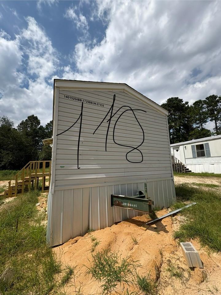 Sylvania MHP - Photo 2 of 18