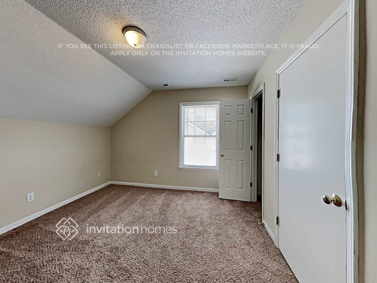 2004 Pineton Ct - Photo 4 of 8