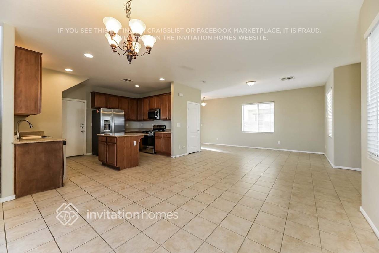 628 Sumatra Pl - Photo 6 of 18