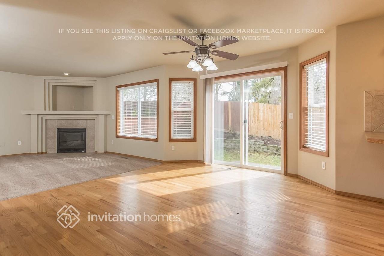 2508 179th Street Ct E - Photo 6 of 21