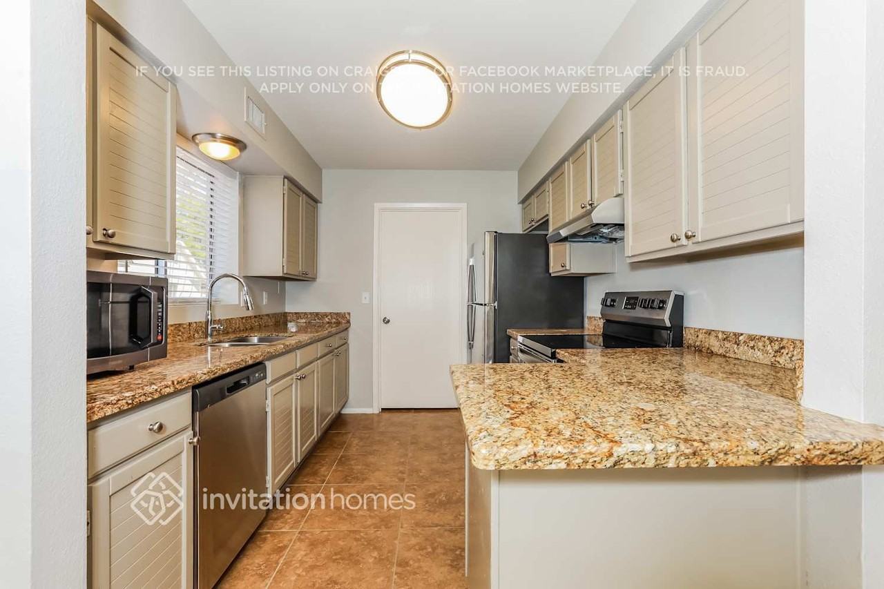 1055 N Recker Rd #1260 - Photo 6 of 16