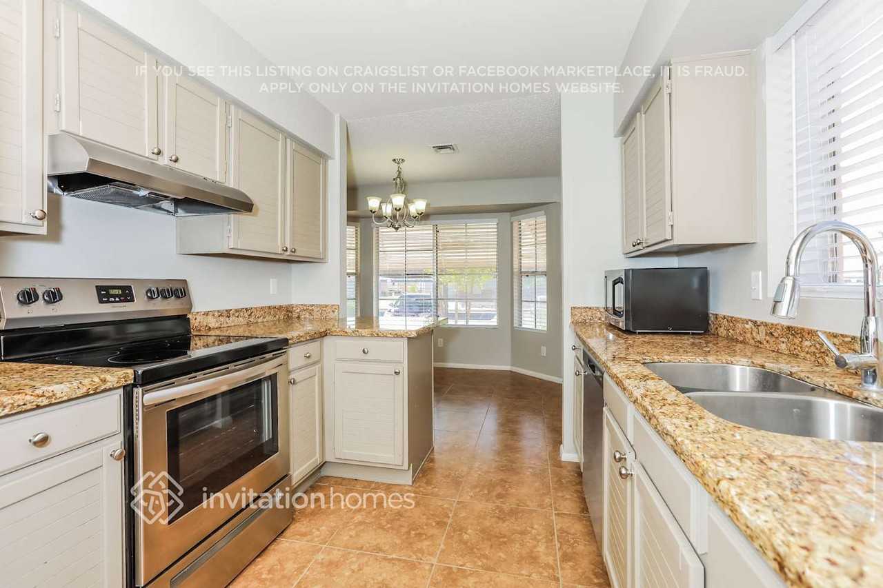 1055 N Recker Rd #1260 - Photo 7 of 16