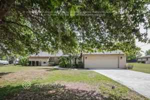 featured image of 8907 68th Ave E