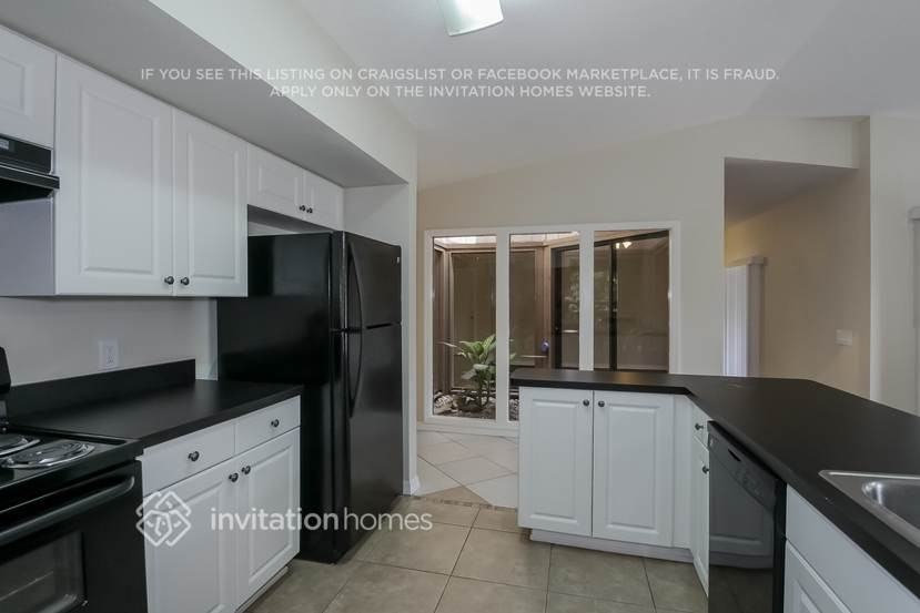 8907 68th Ave E - Photo 7 of 21