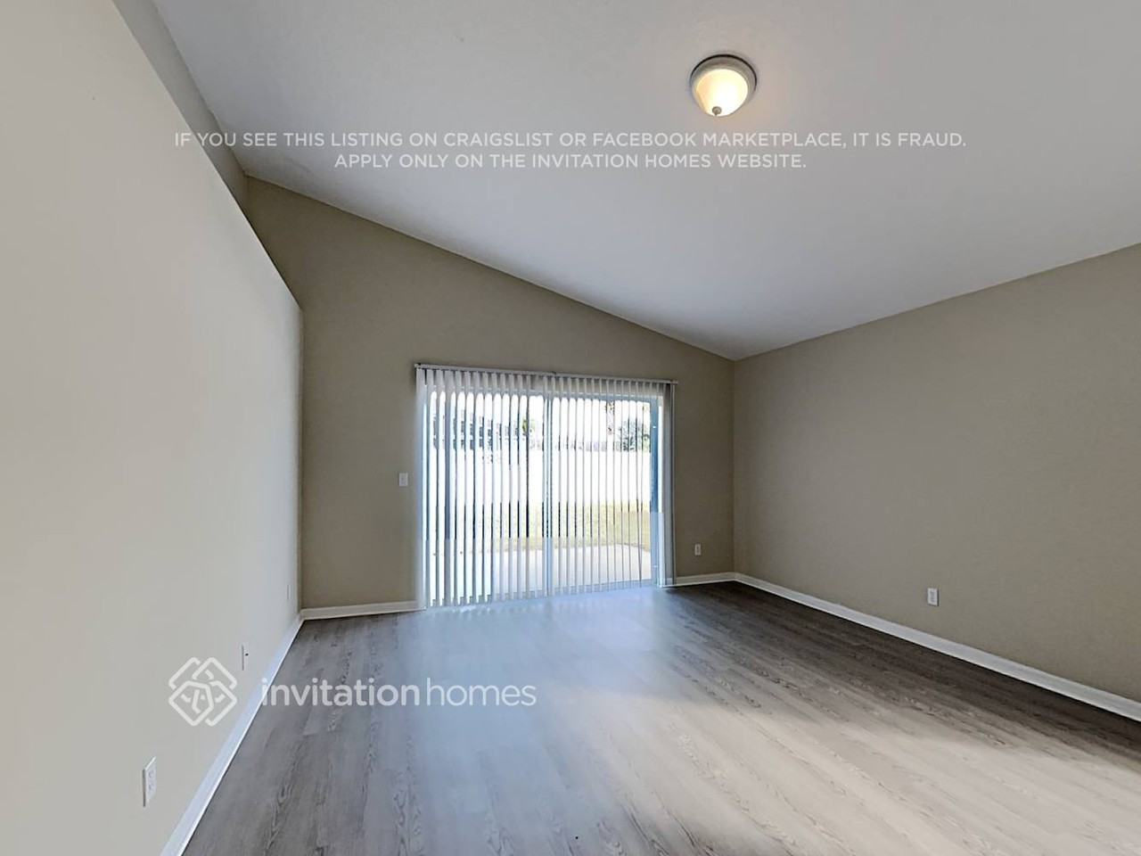 4610 Sandhurst St - Photo 3 of 7