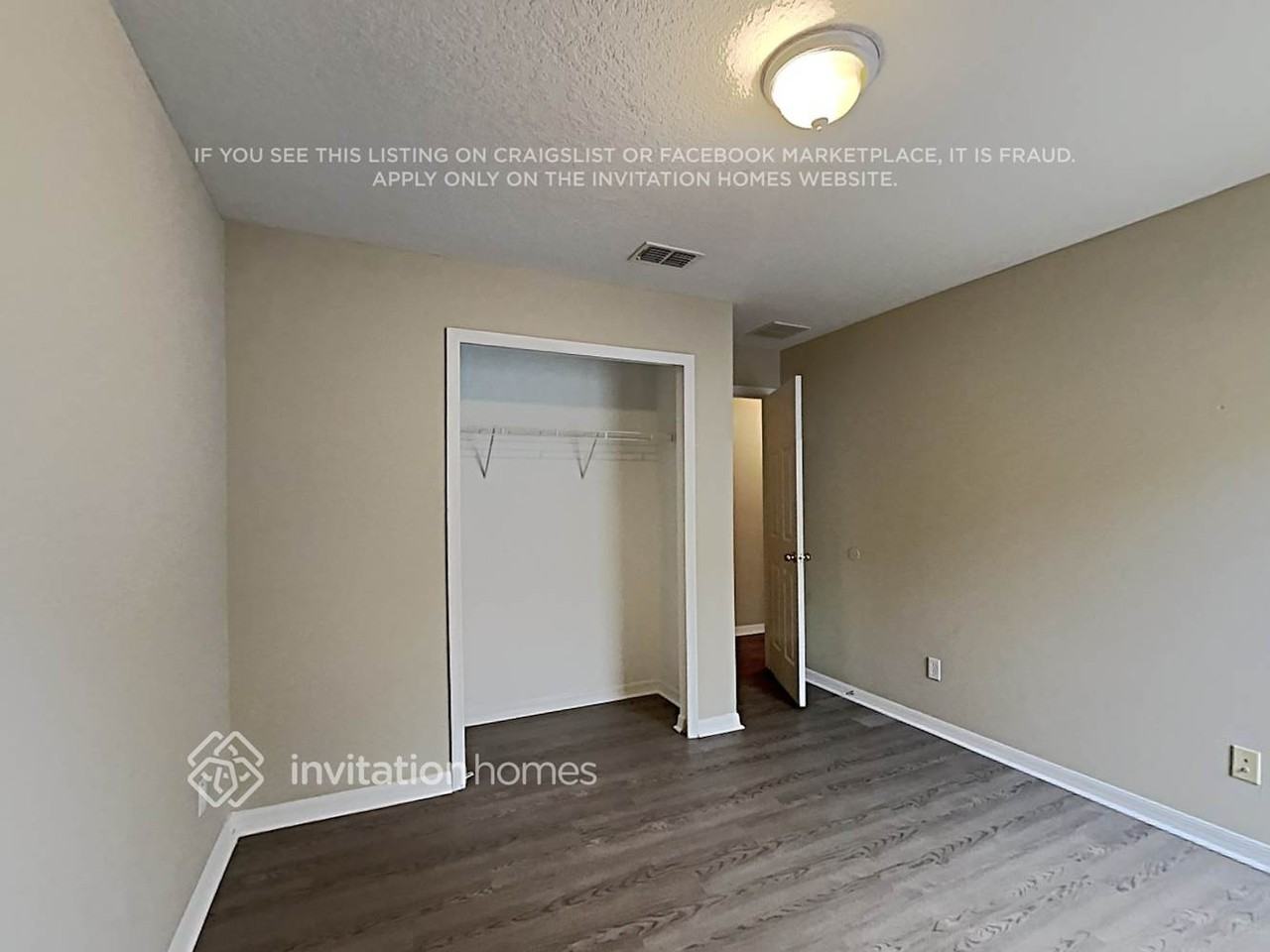 4610 Sandhurst St - Photo 4 of 7