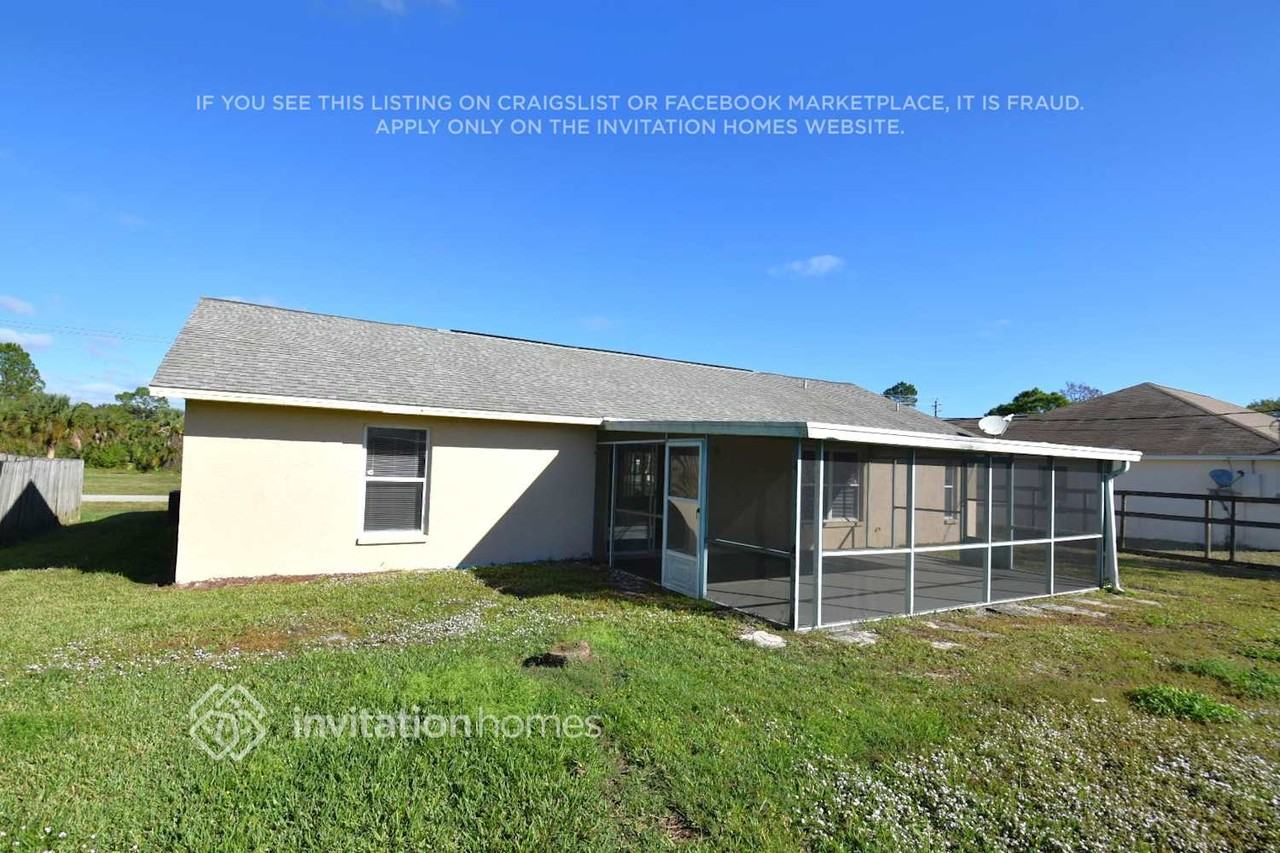 1838 Wake Forest Rd Nw - Photo 3 of 5