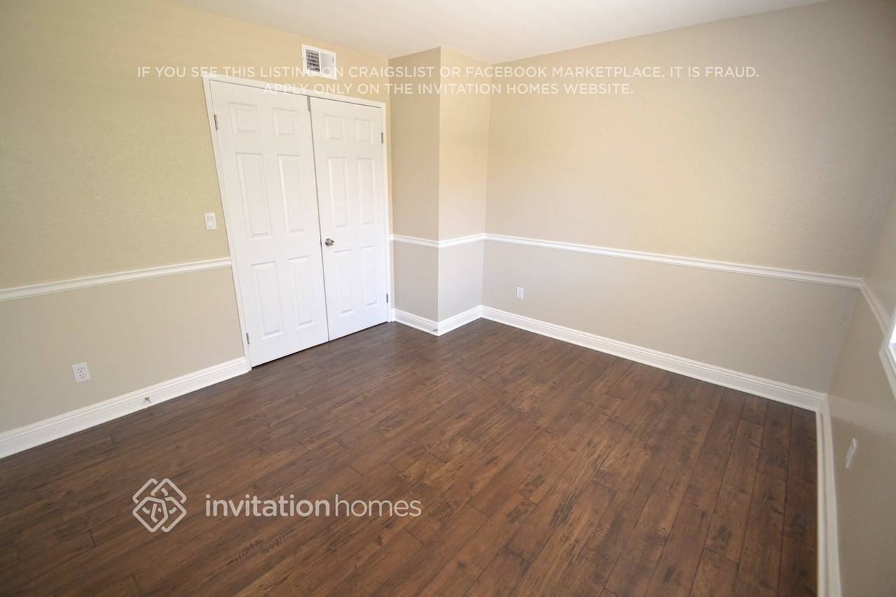 3120 Crowne Dr - Photo 6 of 12