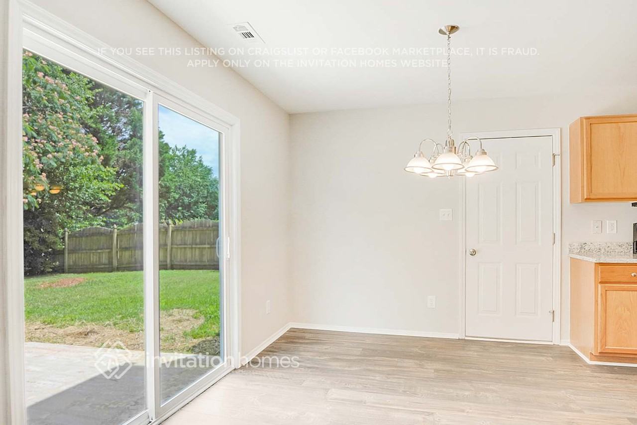 6317 Saybrooke Dr - Photo 7 of 26