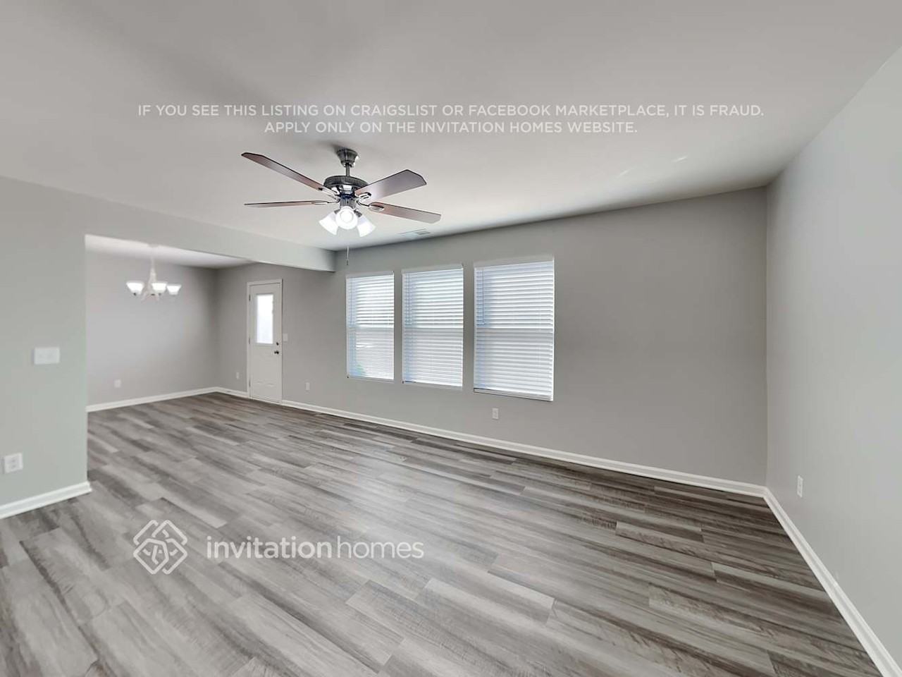 6121 Fazenda Dr - Photo 5 of 20