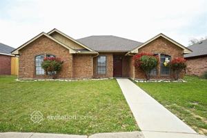 featured image of 4817 Creekridge Ln