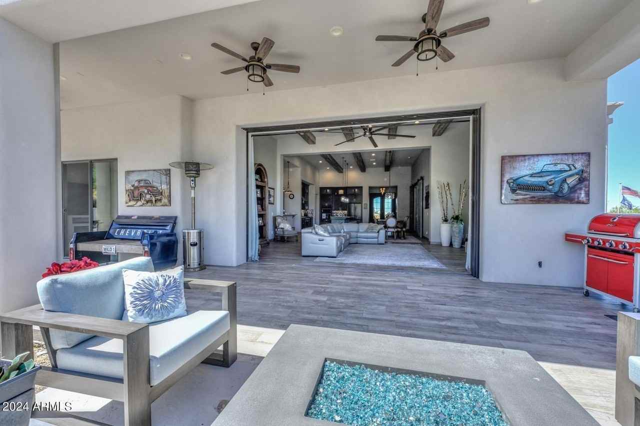 5861 E Cloud Rd - Photo 3 of 48