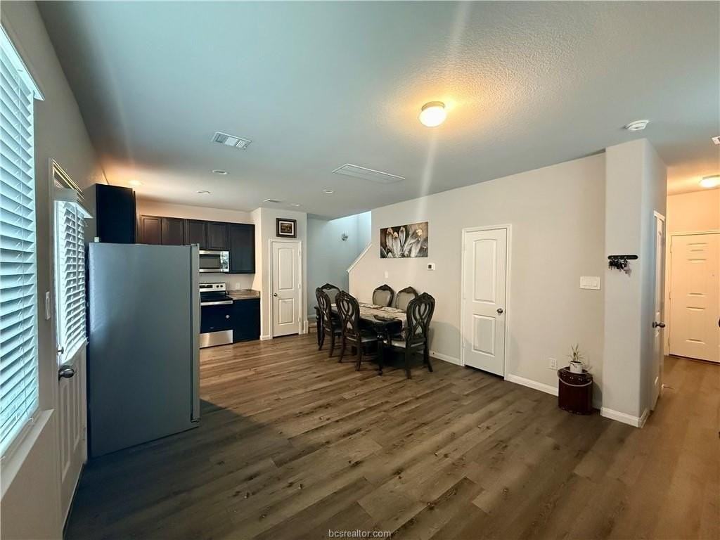 1401 Promise Ct - Photo 2 of 15