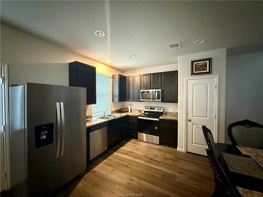 1401 Promise Ct - Photo 3 of 15