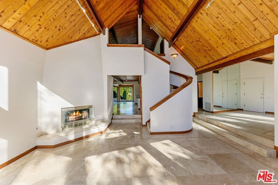 4970 Latigo Canyon Rd - Photo 5 of 34