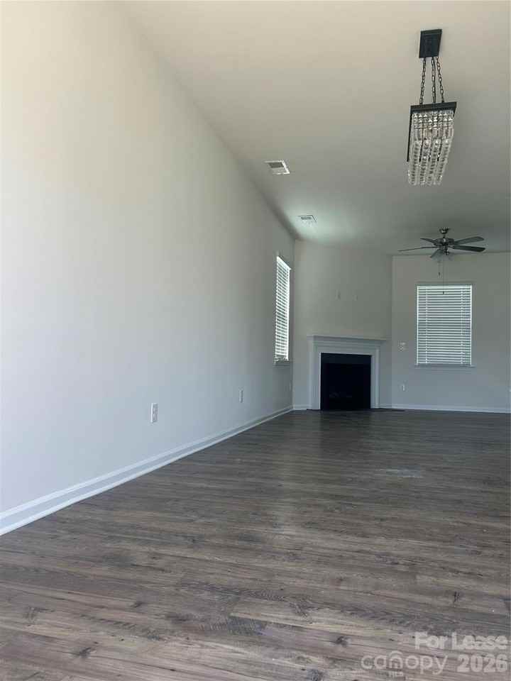 2431 Tallet Trce - Photo 6 of 21