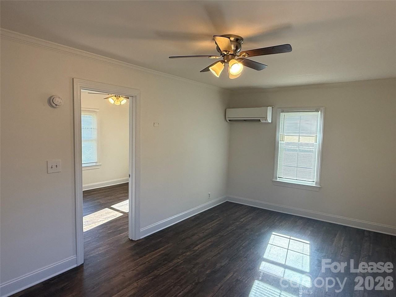 2203 Highland St - Photo 4 of 7