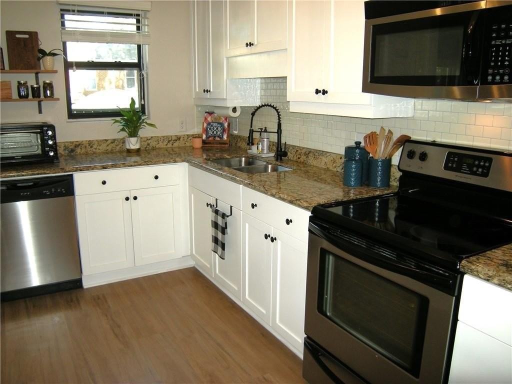 125 N River Dr Unit C #C - Photo 7 of 21