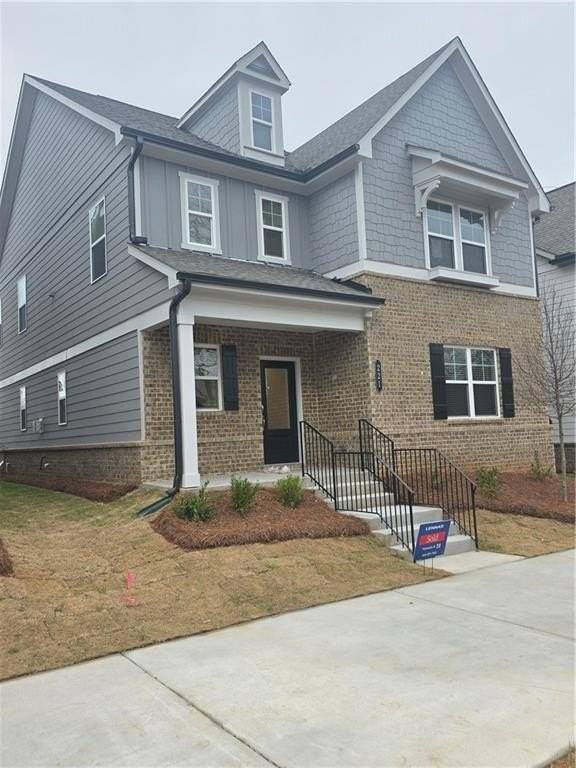 221 Brownlee Rd - Photo 3 of 33