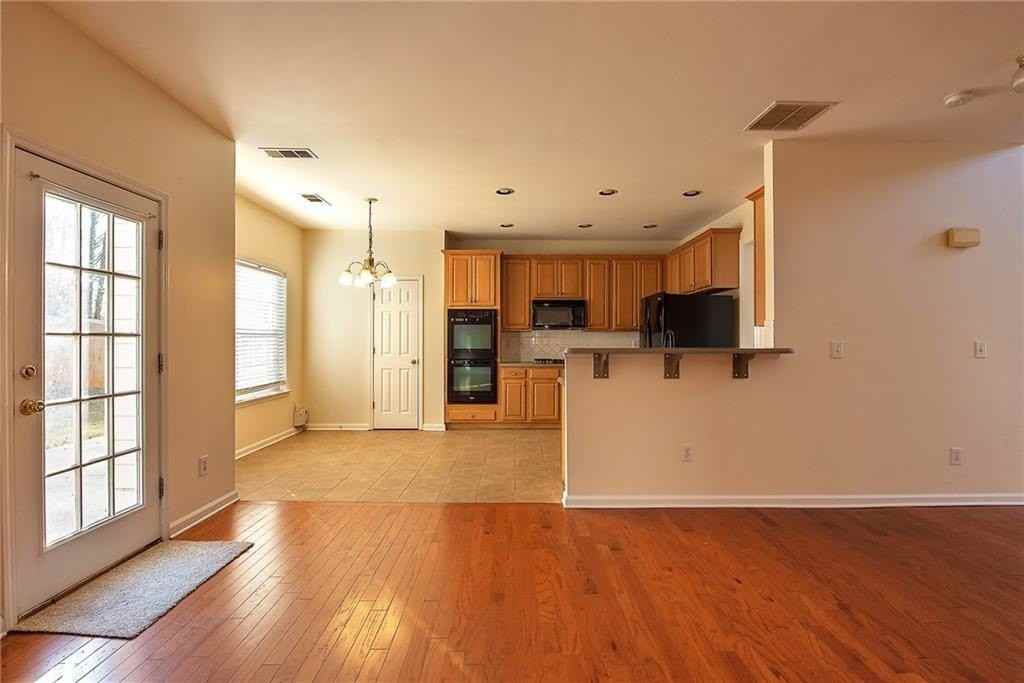 12755 Morningpark Cir - Photo 3 of 17