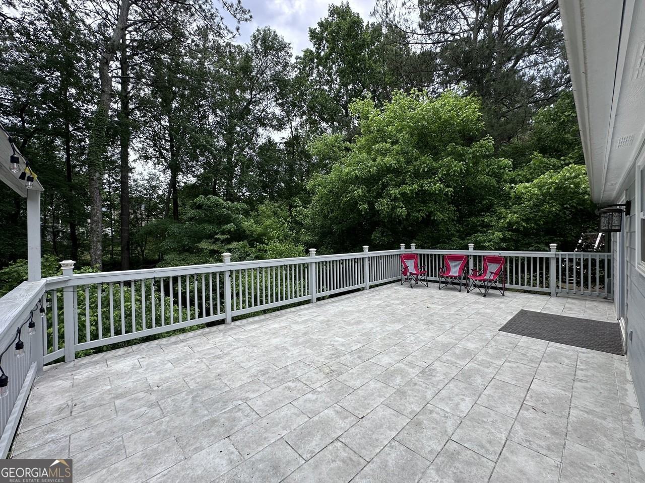 163 Bentley Pkwy - Photo 5 of 26