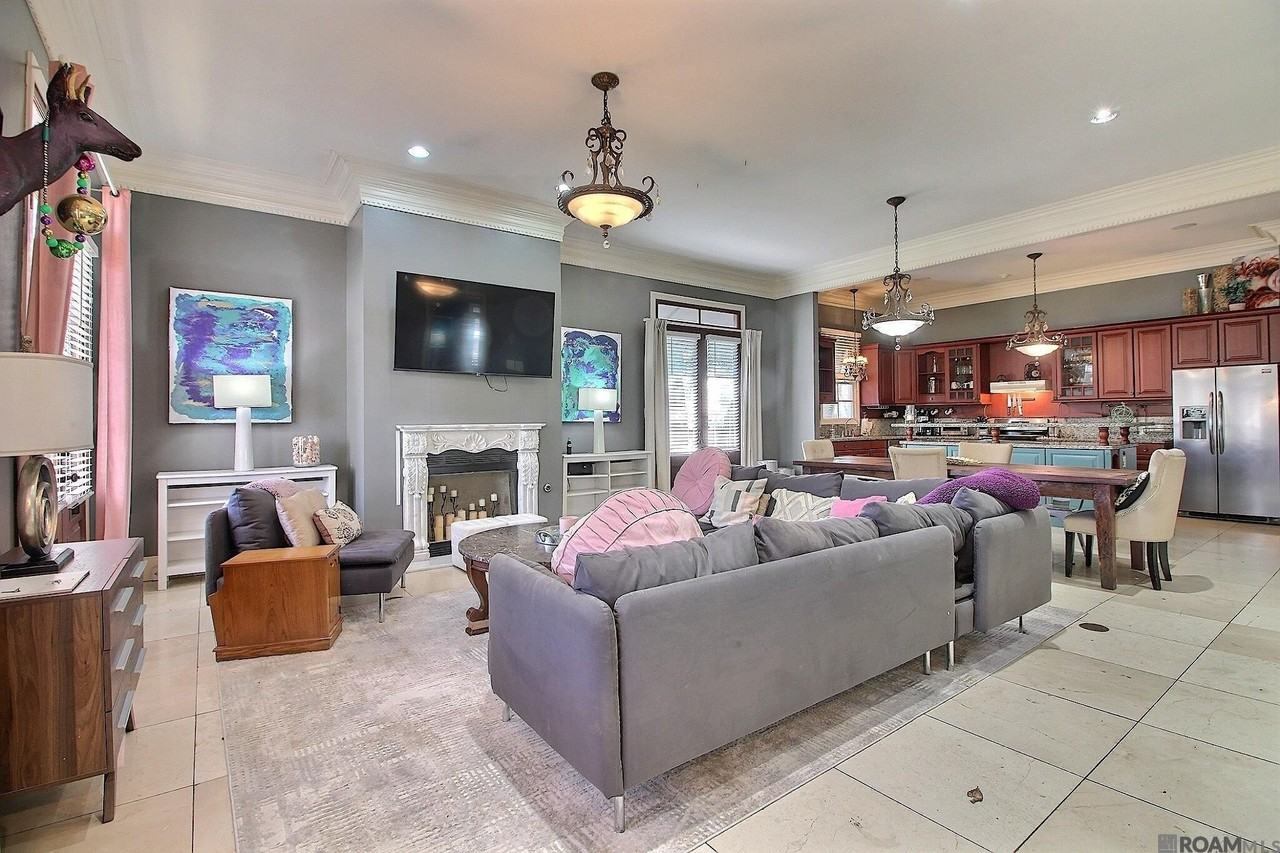 5855 Government St - Photo 2 of 26