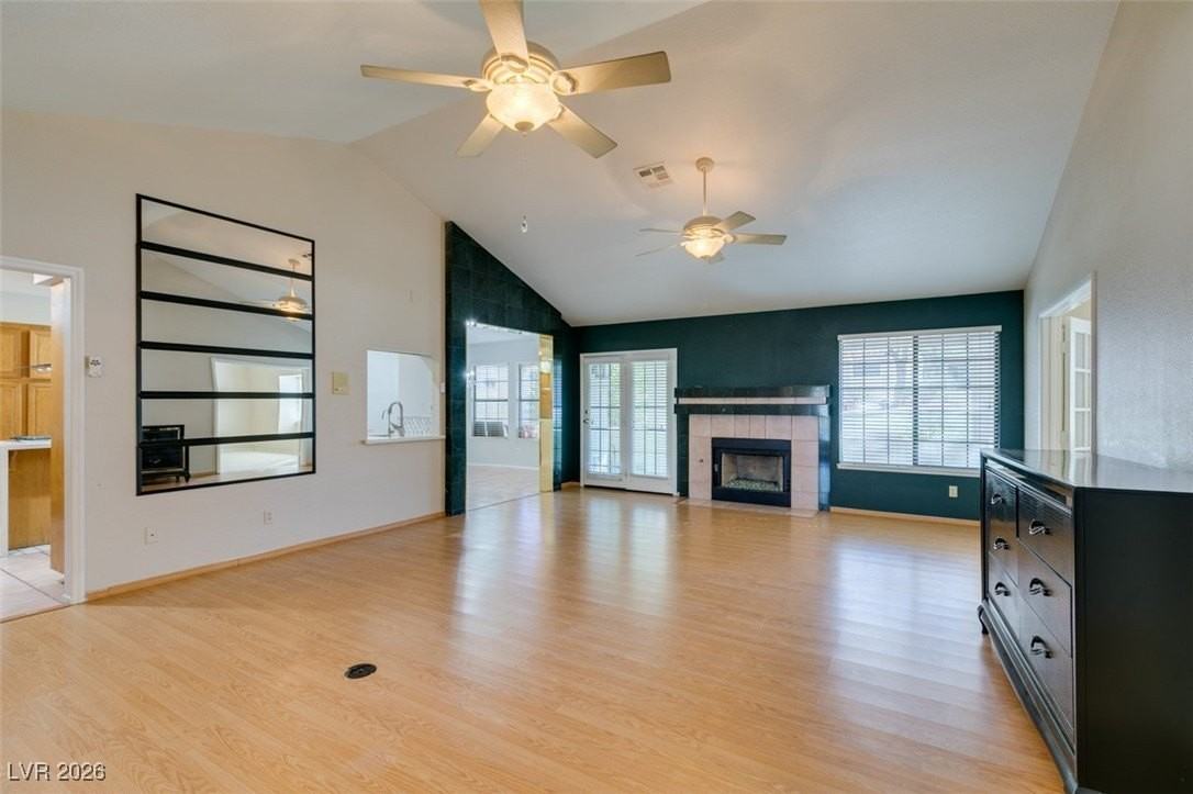 224 Garfield Dr - Photo 4 of 47