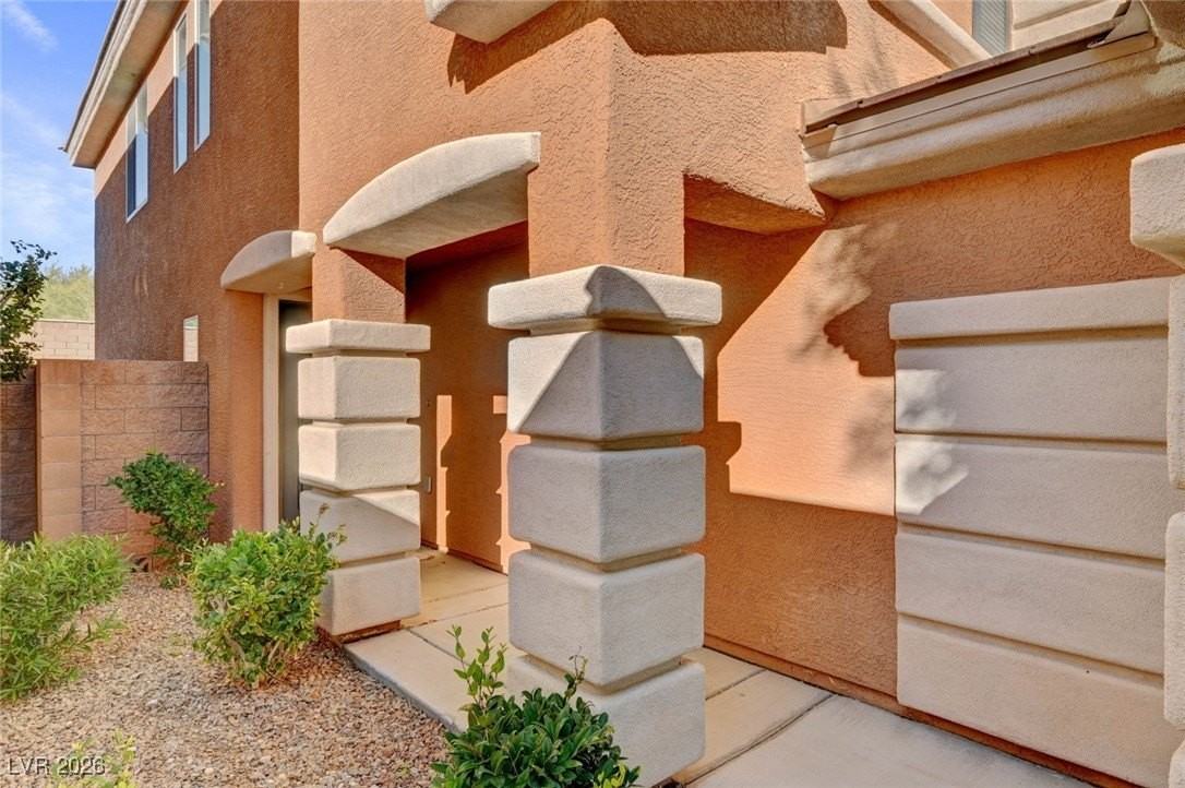 9947 Corbridge St - Photo 4 of 36