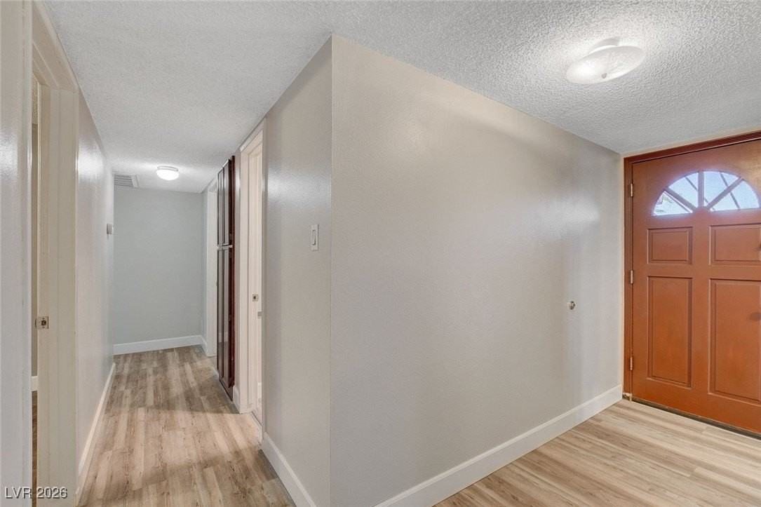 328 Santa Fe St - Photo 5 of 43