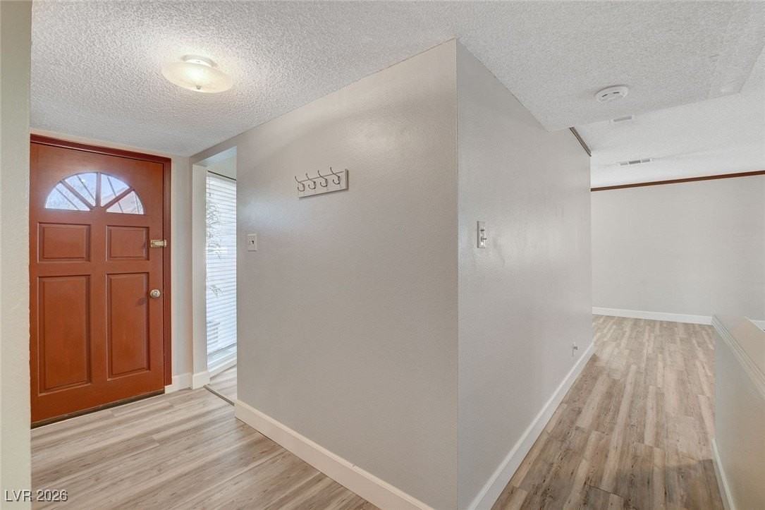 328 Santa Fe St - Photo 6 of 43