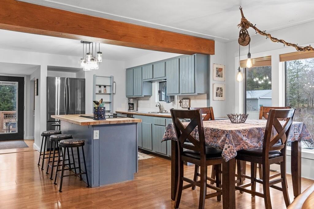 309 Friant St - Photo 5 of 39