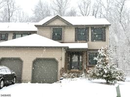 featured image of 41 Manor Dr