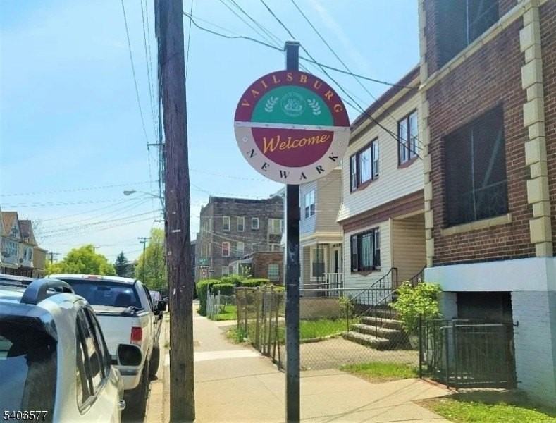 367 Sanford Ave #1R - Photo 6 of 6