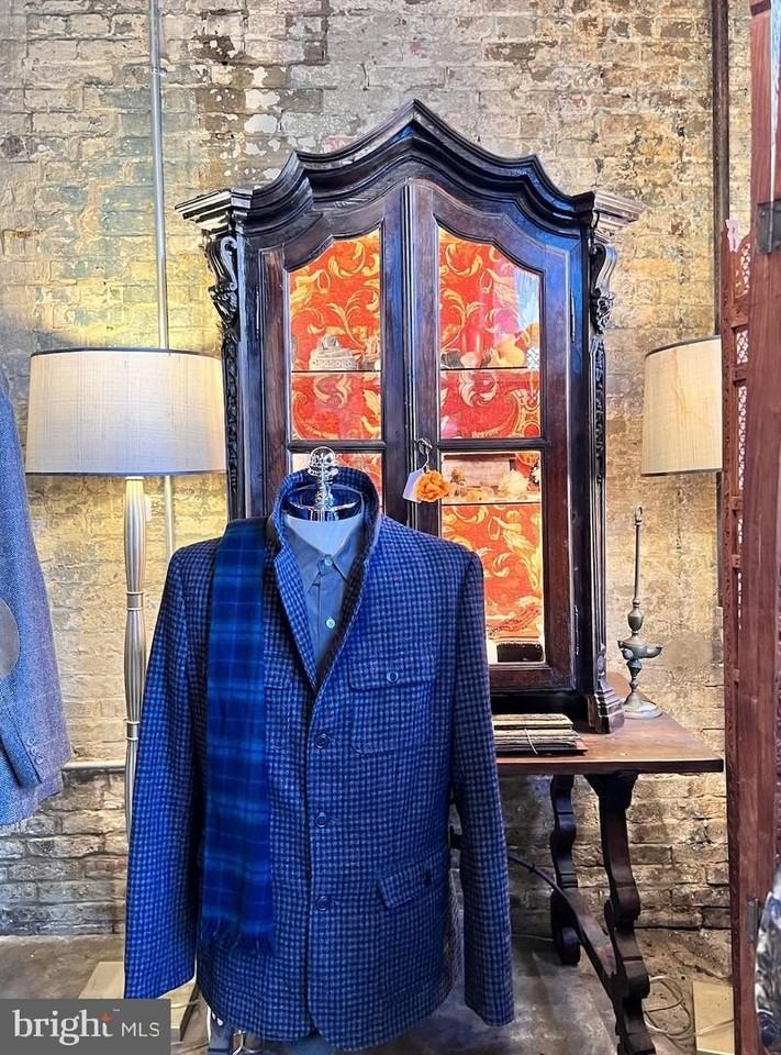 1008 Morton St - Photo 7 of 8