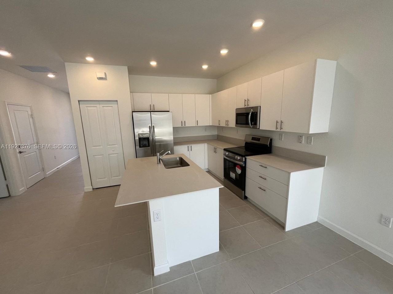 11774 Sw 231st Ln #11774 - Photo 4 of 22