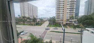 1985 S Ocean Dr #3P - Photo 1 of 1